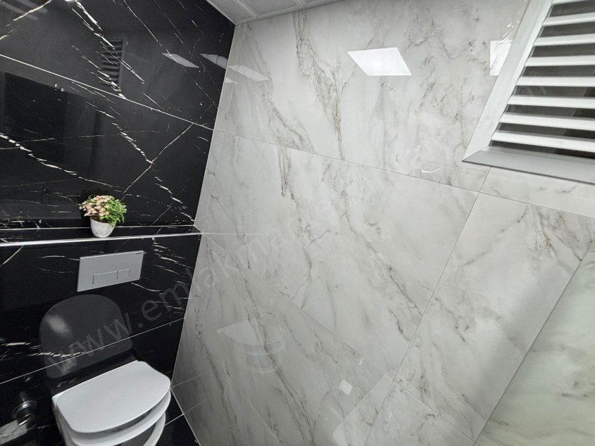 KONYAALTI SAHİLİNE YÜRÜYÜŞ MESAFESİNDE İÇİ YAPILI 2+1