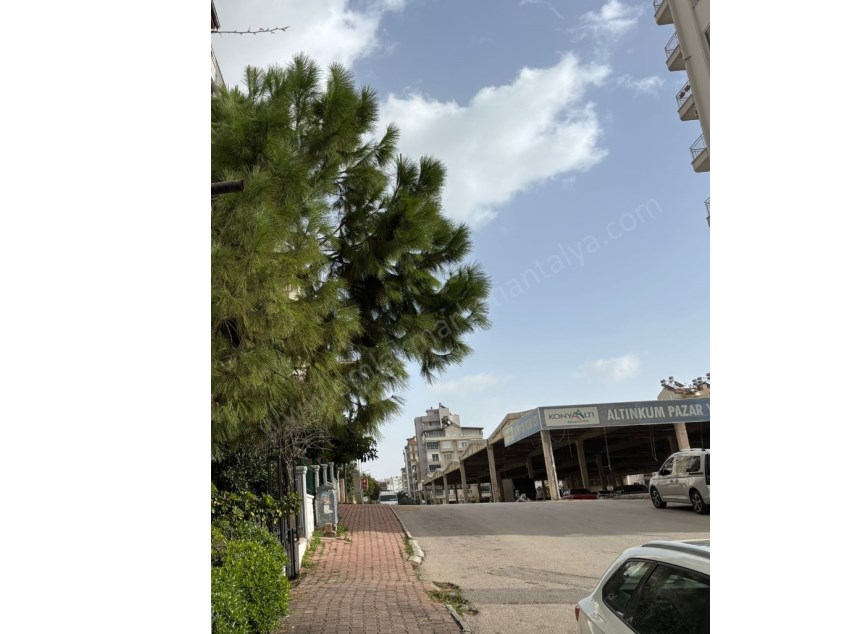 KONYAALTI SAHİLİNE YÜRÜYÜŞ MESAFESİNDE İÇİ YAPILI 2+1