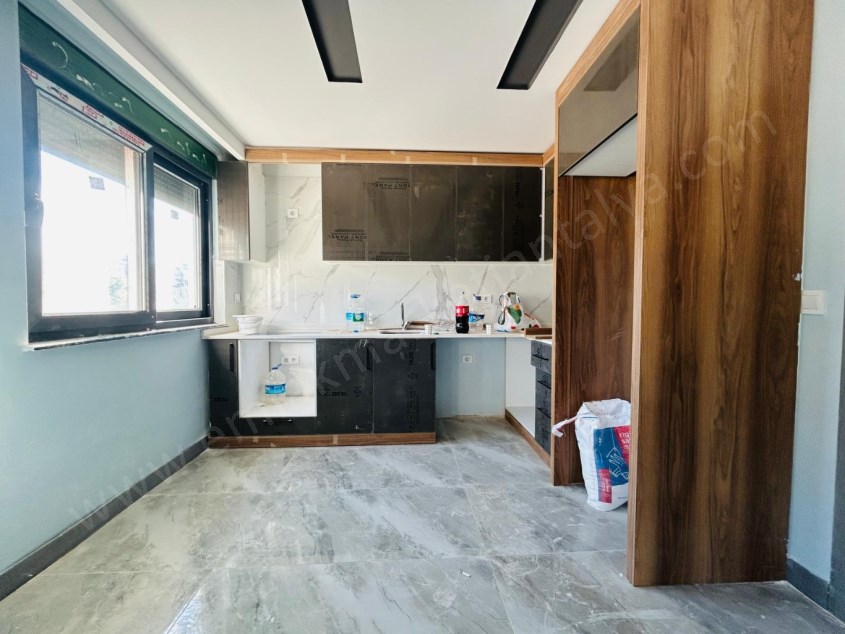 ŞEHİR HASTANESİNE 3 DAKİKA SİTE İÇİ BAHÇELİ LÜKS 4+1 DUBLEKS