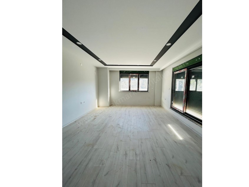 ŞEHİR HASTANESİNE 3 DAKİKA SİTE İÇİ BAHÇELİ LÜKS 4+1 DUBLEKS