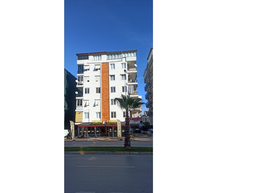  CADDE ÜZERİNDE FIRSAT 5+2 DAİRE 