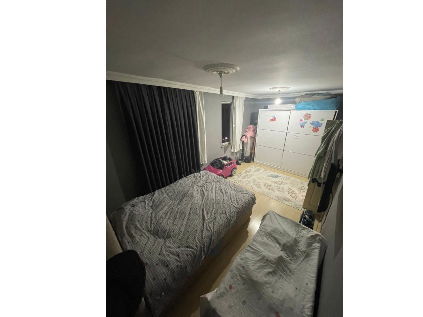  CADDE ÜZERİNDE FIRSAT 5+2 DAİRE 