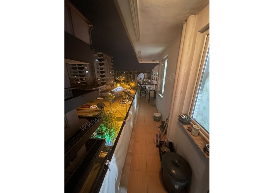  CADDE ÜZERİNDE FIRSAT 5+2 DAİRE 