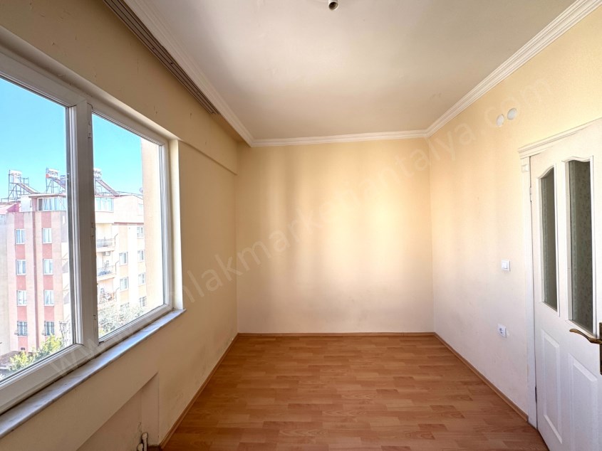 KIZILIRMAK CAD. YAKINI ÇİFT BANYOLU FIRSAT 3+1 DUBLEKS