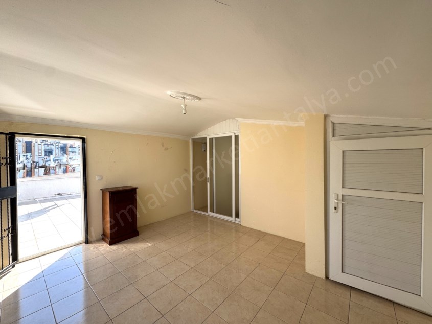 KIZILIRMAK CAD. YAKINI ÇİFT BANYOLU FIRSAT 3+1 DUBLEKS