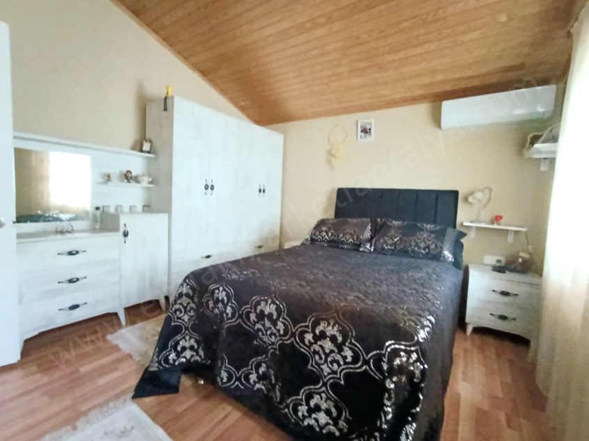 ŞEHRİN MERKEZİNDE İÇİ YAPILI GENİŞ DUBLEKS 