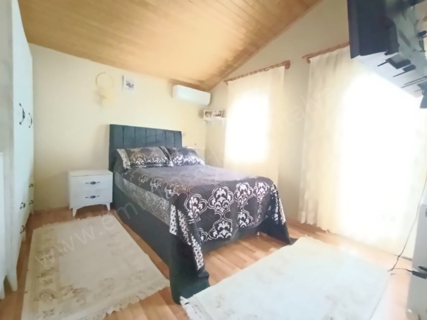 ŞEHRİN MERKEZİNDE İÇİ YAPILI GENİŞ DUBLEKS 