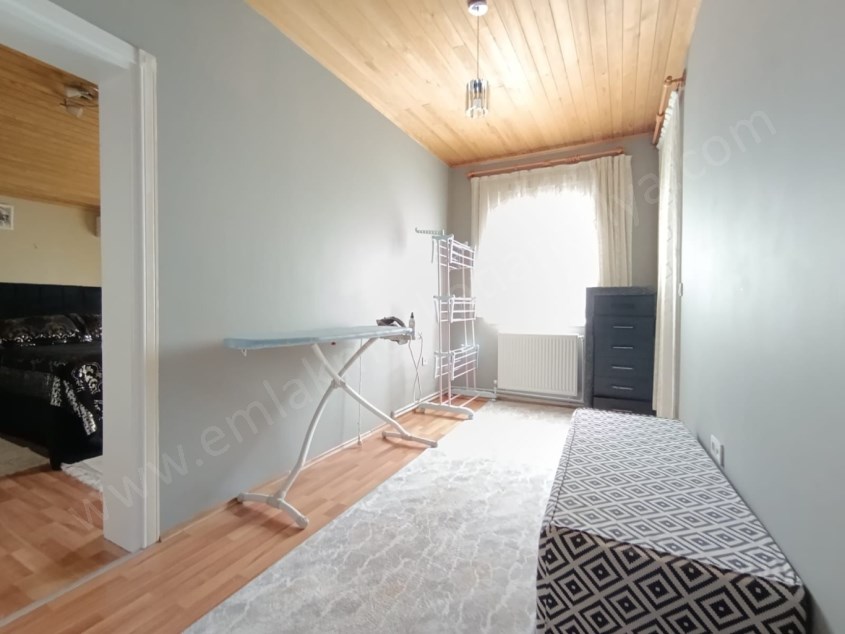 ŞEHRİN MERKEZİNDE İÇİ YAPILI GENİŞ DUBLEKS 