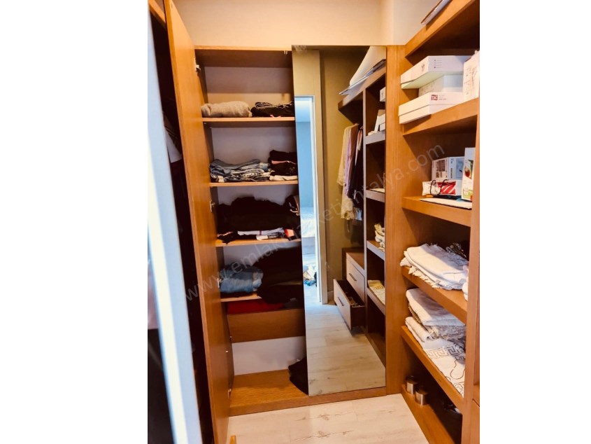 KONYAALTI MOLLA YUSUFTA LÜKS 3+1 REZİDANS