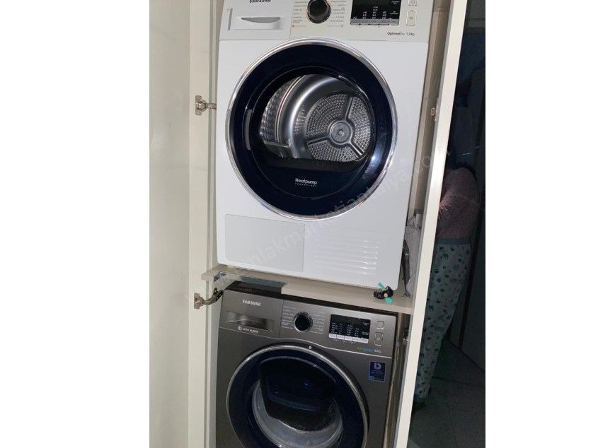 KONYAALTI MOLLA YUSUFTA LÜKS 3+1 REZİDANS