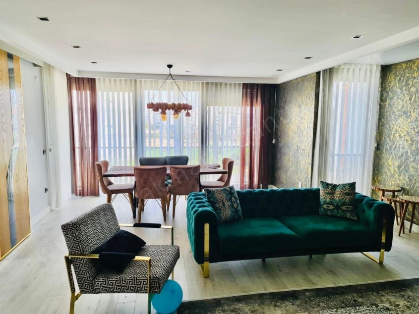 KONYAALTI MOLLA YUSUFTA LÜKS 3+1 REZİDANS