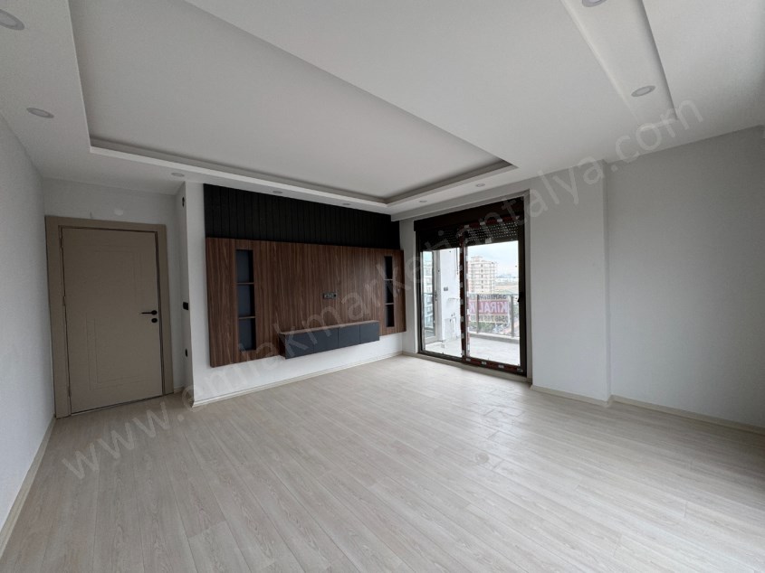 GÖKSUDA YERDEN ISITMALI SİTE İÇİ ARAKAT 3+1 DAİRELER