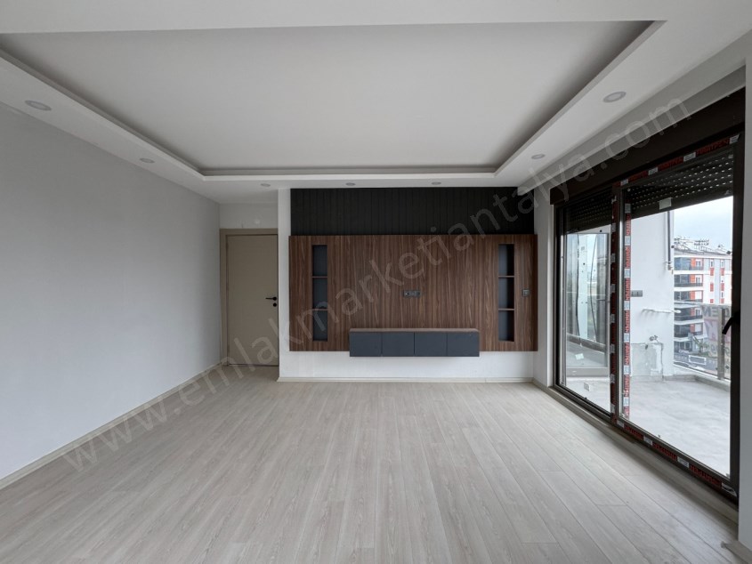 GÖKSUDA YERDEN ISITMALI SİTE İÇİ ARAKAT 3+1 DAİRELER