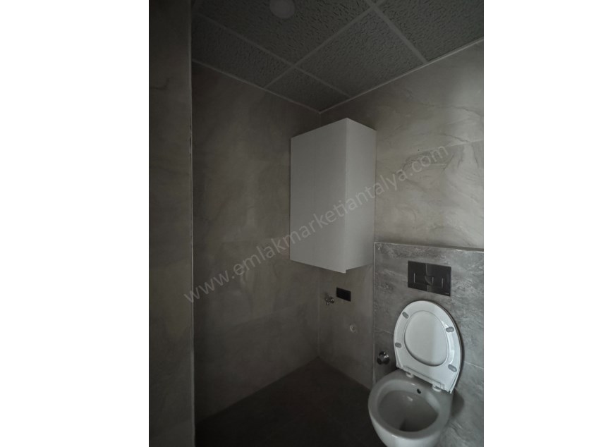 GÖKSUDA YERDEN ISITMALI SİTE İÇİ ARAKAT 3+1 DAİRELER