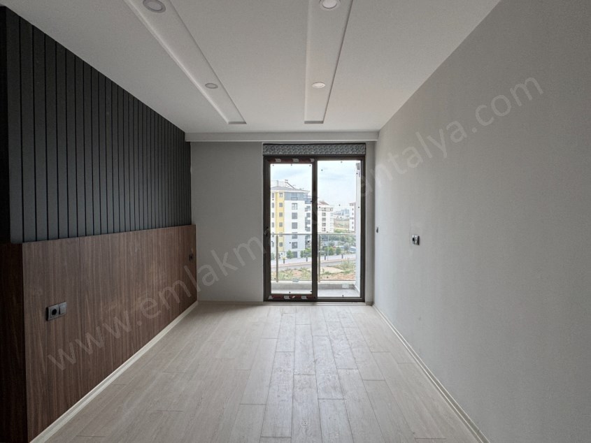 GÖKSUDA YERDEN ISITMALI SİTE İÇİ ARAKAT 3+1 DAİRELER