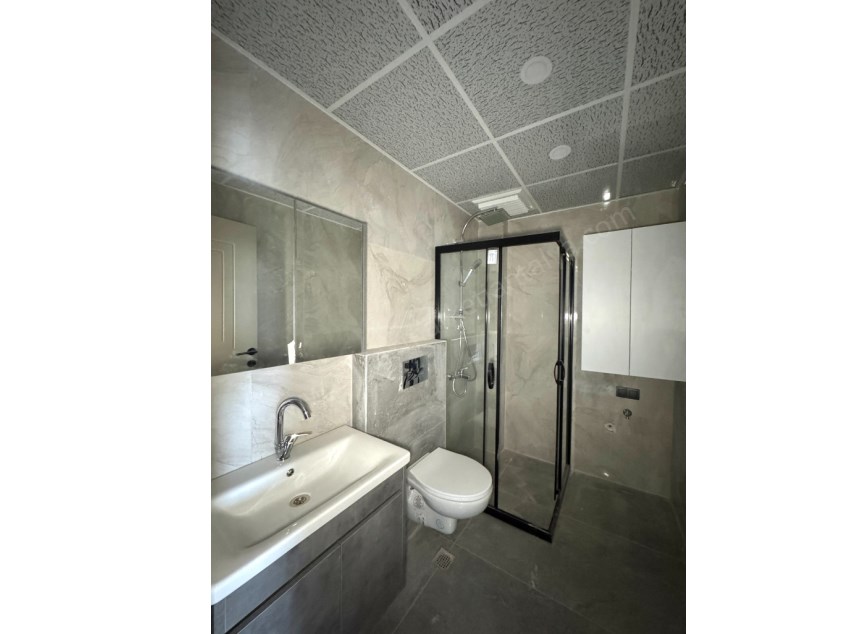 GÖKSUDA FULL KAPSAMLI SİTEDE ÇİFT BANYOLU SIFIR 2+1