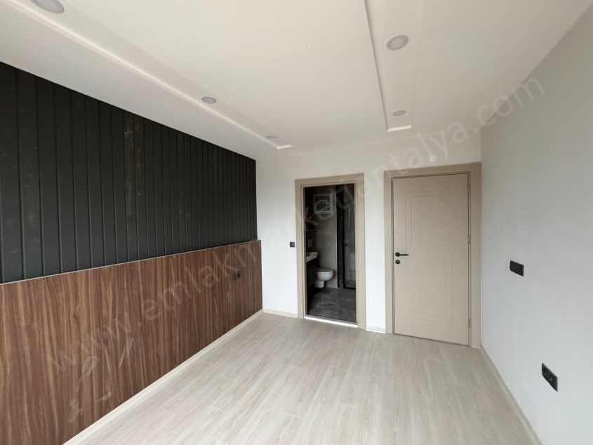 GÖKSUDA FULL KAPSAMLI SİTEDE ÇİFT BANYOLU SIFIR 2+1