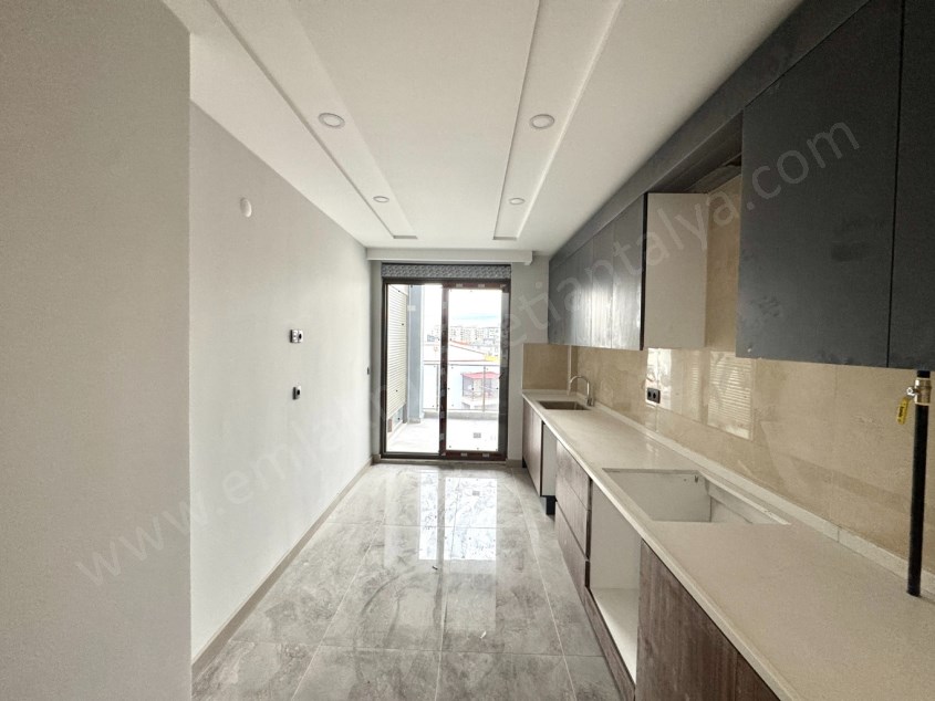 GÖKSUDA FULL KAPSAMLI SİTEDE ÇİFT BANYOLU SIFIR 2+1