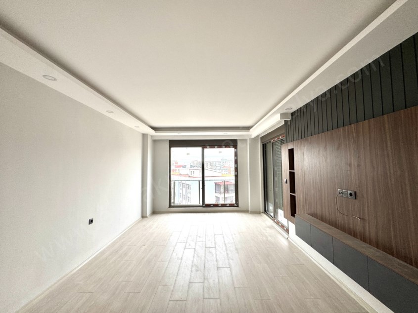 GÖKSUDA FULL KAPSAMLI SİTEDE ÇİFT BANYOLU SIFIR 2+1