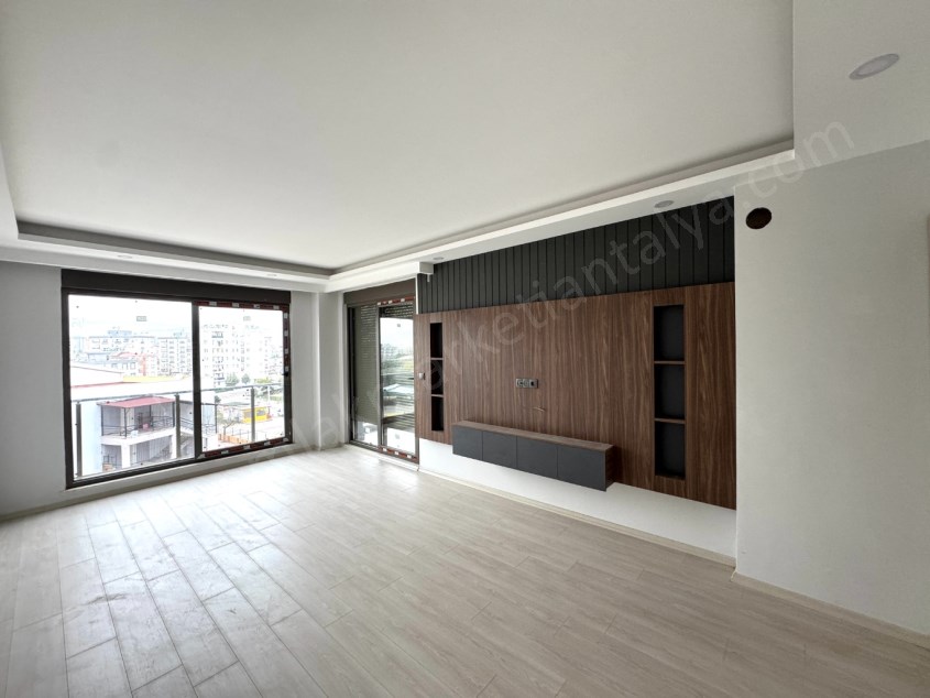 GÖKSUDA FULL KAPSAMLI SİTEDE ÇİFT BANYOLU SIFIR 2+1