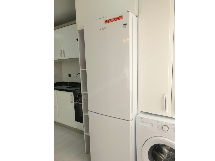 KONYAALTI DENİZE 100 MT.  DOĞALGAZLI EŞYALI VİLLA TADINDA BAHÇE KATI 