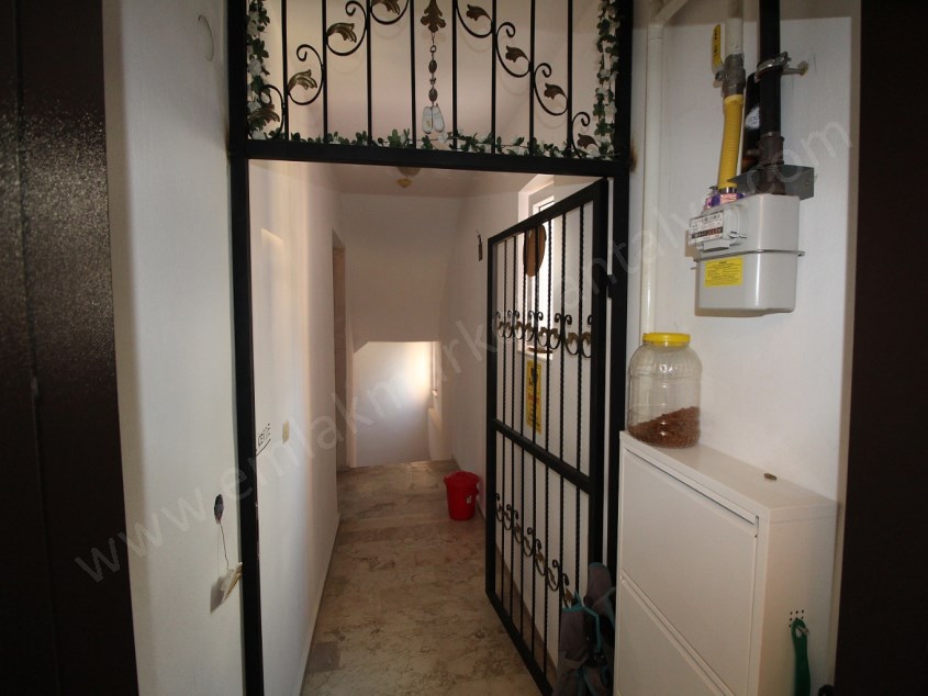 GÜZELOBADA DENİZ MANZARALI KOMBİLİ LÜKS 3+1 ARAKAT DAİRE 