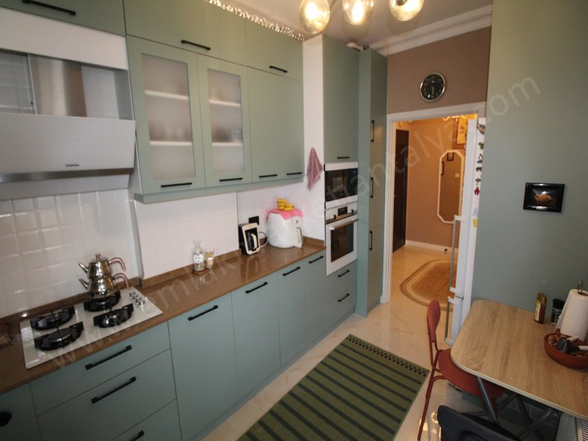 GÜZELOBADA DENİZ MANZARALI KOMBİLİ LÜKS 3+1 ARAKAT DAİRE 