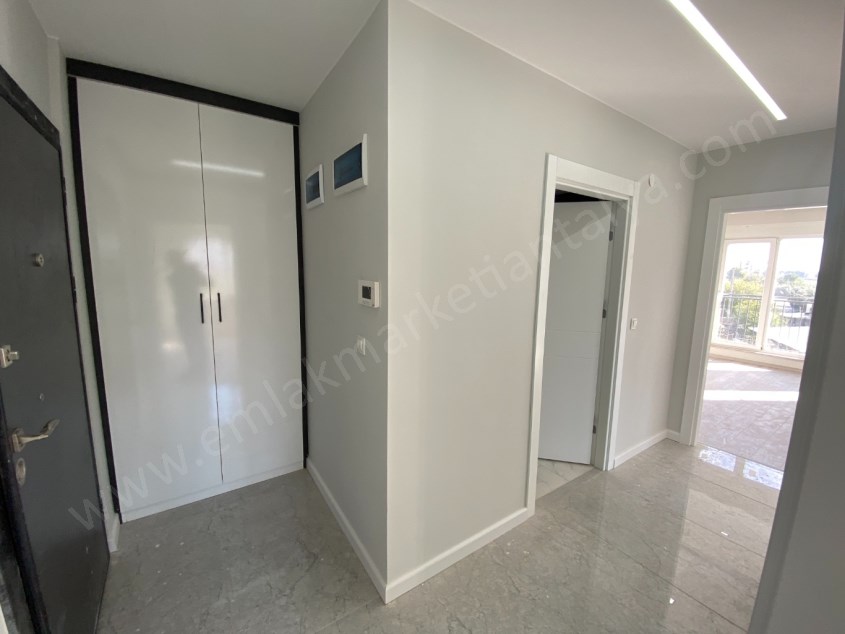 GÖKSU MAH. SİTE İÇERİSİNDE CEPHELERİ AÇIK 2+1 DAİRE