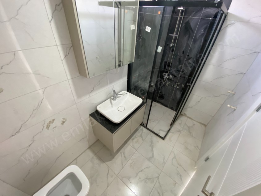 GÖKSU MAH. SİTE İÇERİSİNDE CEPHELERİ AÇIK 2+1 DAİRE