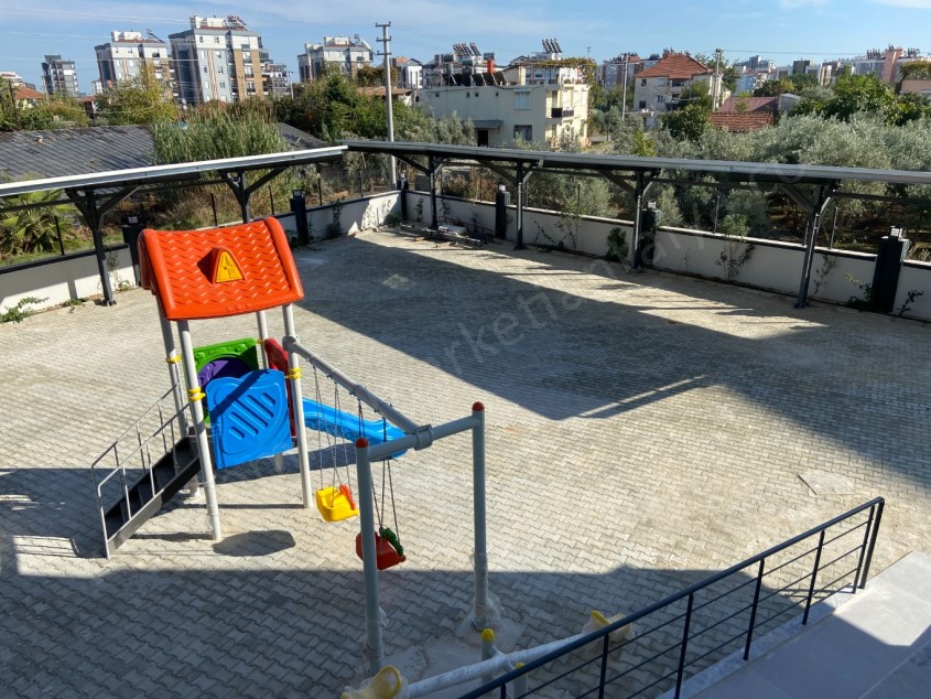 GÖKSU MAH. SİTE İÇERİSİNDE CEPHELERİ AÇIK 2+1 DAİRE