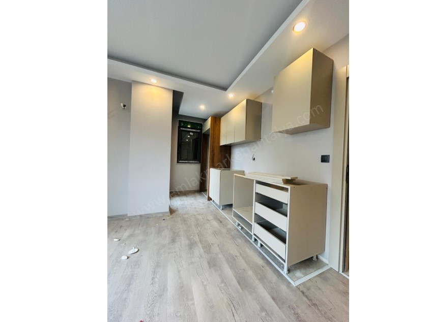 KENT MEYDANI YAKINI KATTA ULTRA LÜKS 2+1 LER