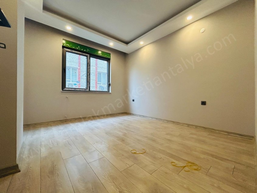 KENT MEYDANI YAKINI KATTA ULTRA LÜKS 2+1 LER