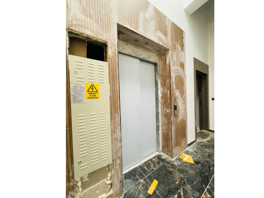 KENT MEYDANI YAKINI SIFIR ULTRA LÜKS DUBLEKS DAİRELER 