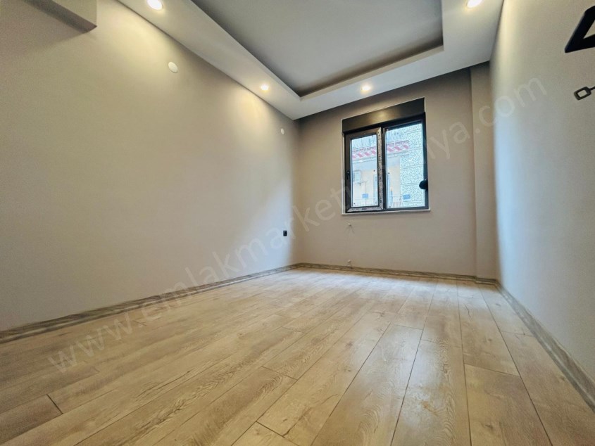  KENT MEYDANI YAKINI KATTA ULTRA LÜKS 2+1 LER 