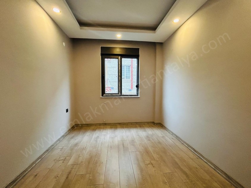  KENT MEYDANI YAKINI KATTA ULTRA LÜKS 2+1 LER 