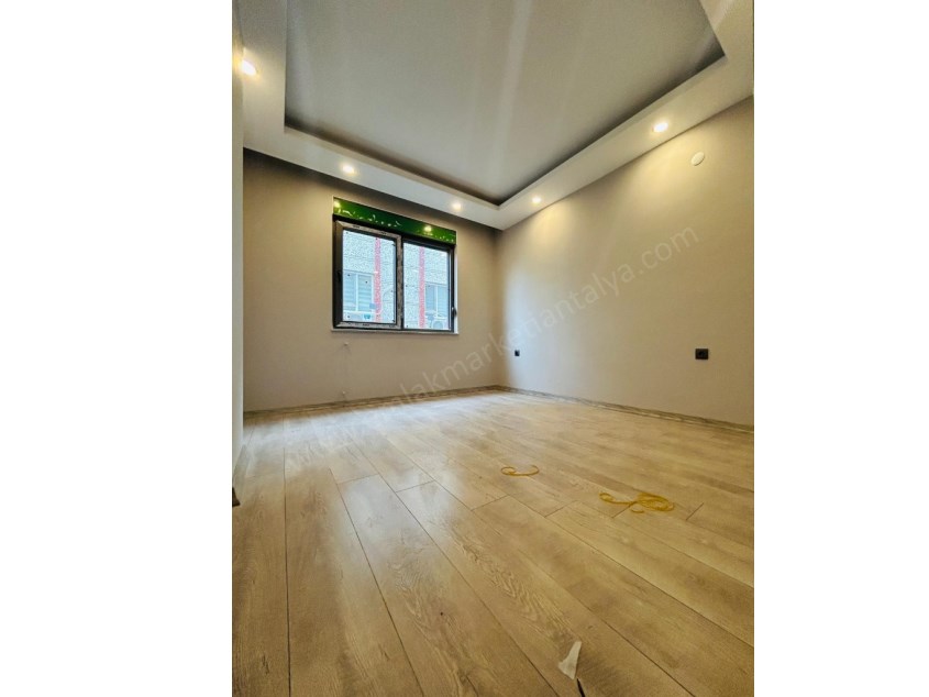  KENT MEYDANI YAKINI KATTA SIFIR ULTRA LÜKS 2+1 LER