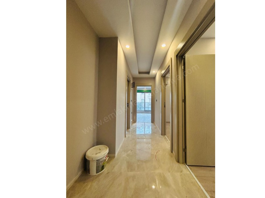  KENT MEYDANI YAKINI KATTA SIFIR ULTRA LÜKS 2+1 LER