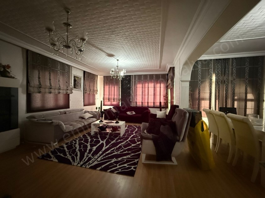 MERKEZDE YENİGÜN MAH. İÇİ FULL YAPILI ASANSÖRLÜ GENİŞ 5+1 DUBLEKS 