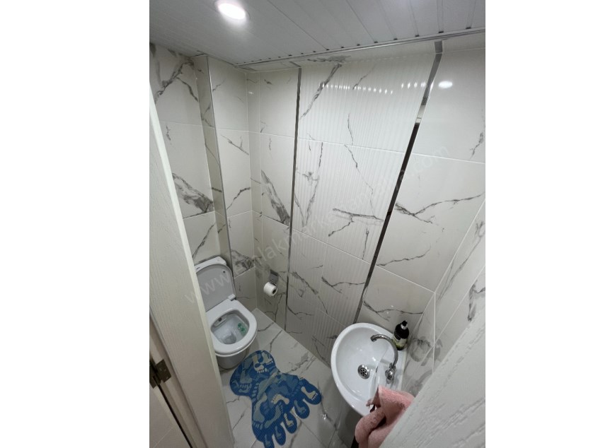 MELTEMDE SİTE İÇERİSİNDE FULL EŞYALI 2+1 GENİŞ KİRALIK DAİRE