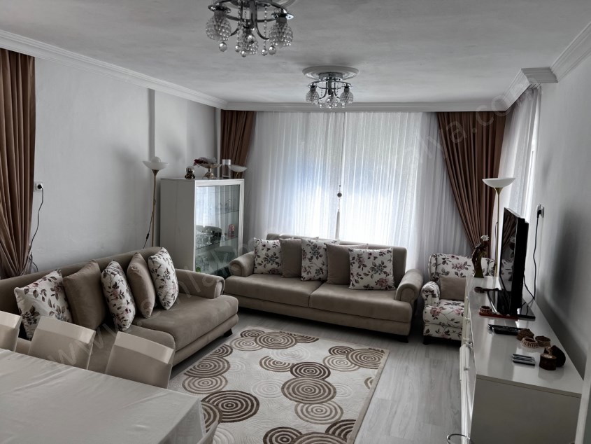 MELTEMDE SİTE İÇERİSİNDE FULL EŞYALI 2+1 GENİŞ KİRALIK DAİRE