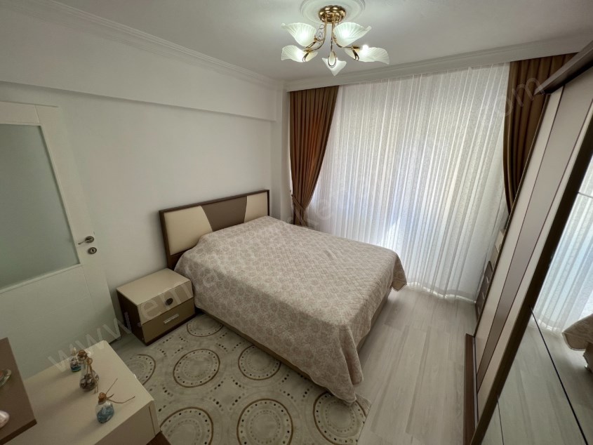 MELTEMDE SİTE İÇERİSİNDE FULL EŞYALI 2+1 GENİŞ KİRALIK DAİRE