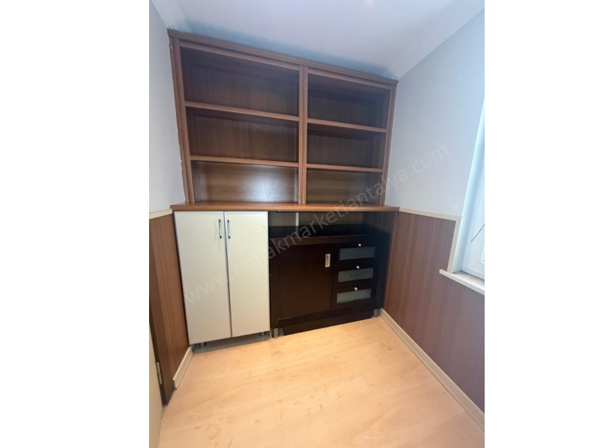 12.CADDE YAKINI SİTE İÇİ ARAKAT GENİŞ 3+1