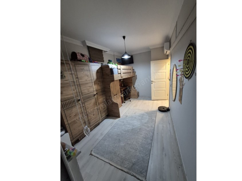 GÜVENLİK MAHALLESİNDE CADDE ÜZERİ , ŞIK TASARIMLI 2+1 DAİRE 