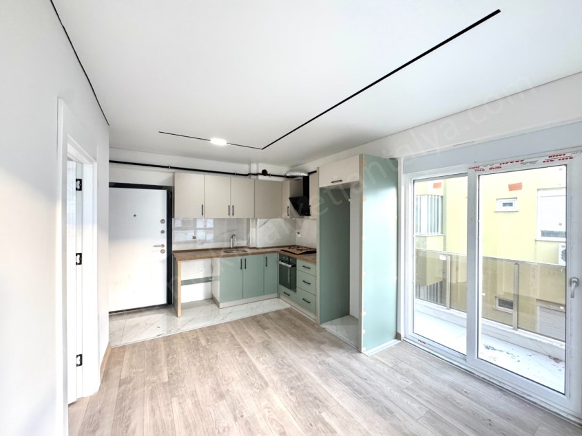 KIZILTOPRAKTA KOMBİLİ FIRSAT 1+1 SATILIK DAİRE