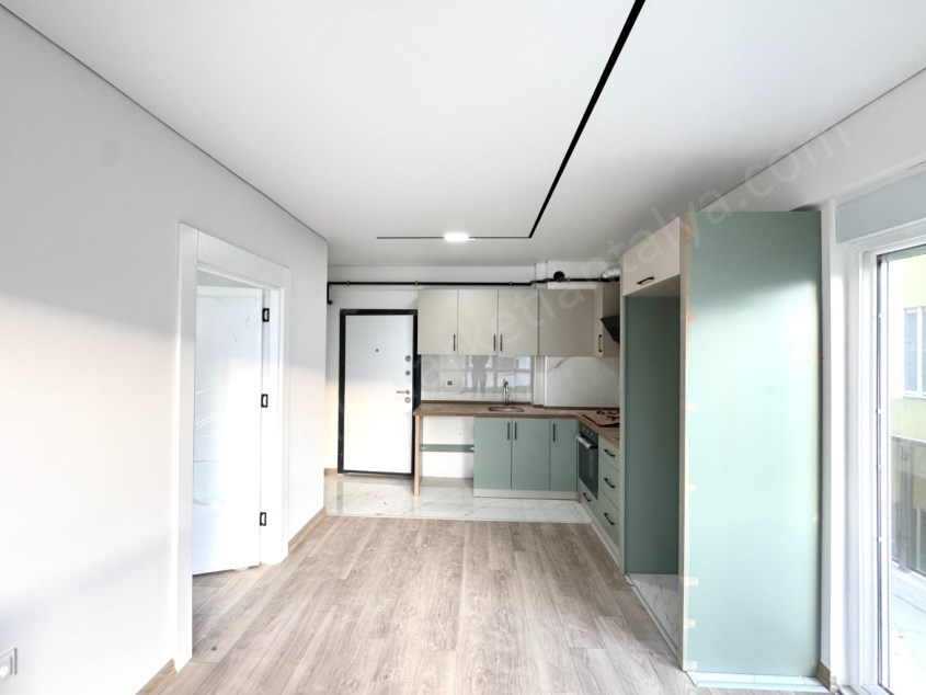 KIZILTOPRAKTA KOMBİLİ FIRSAT 1+1 SATILIK DAİRE