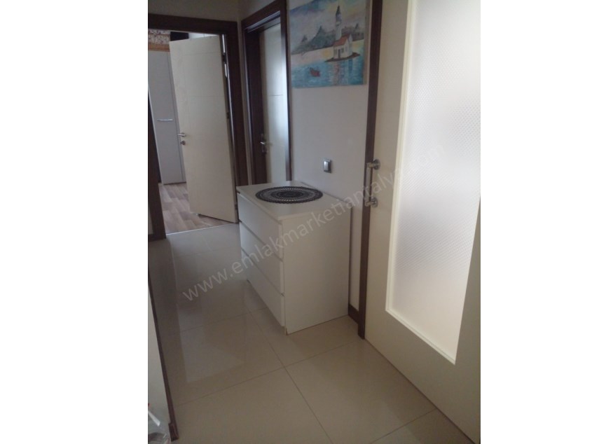  UNCALIDA YÜZME HAVUZLU , D.GAZLI , EBEVEYN BANYOLU KATTA 2+1