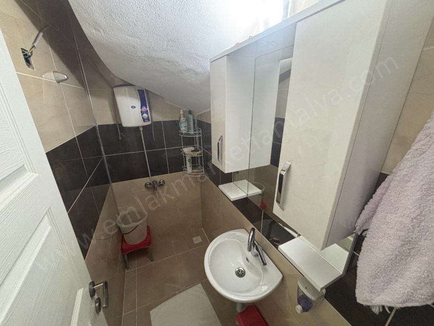 ŞEHRİN MERKEZİNDE DOĞALGAZLI ÇOK GENİŞ FERAH DUBLEKS