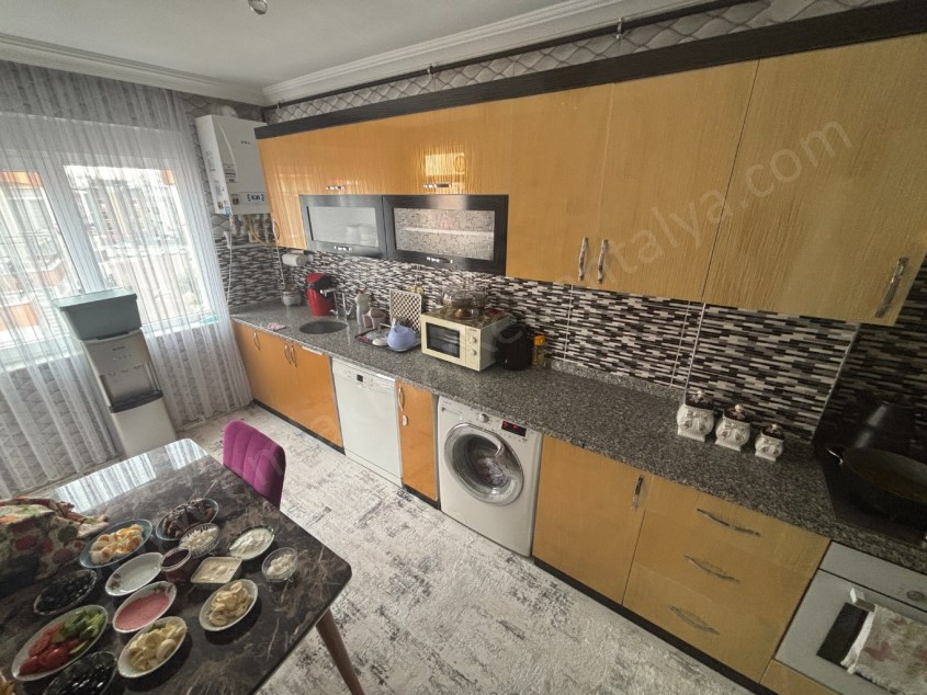 ŞEHRİN MERKEZİNDE DOĞALGAZLI ÇOK GENİŞ FERAH DUBLEKS