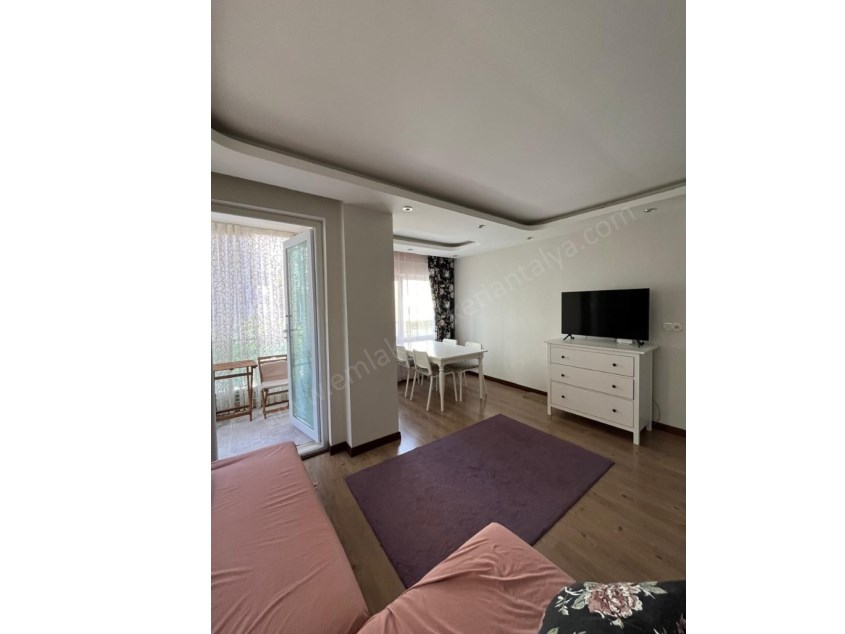 DENİZE 5 DK. MESAFEDE ARAKAT Y.HAVUZLU 1+1