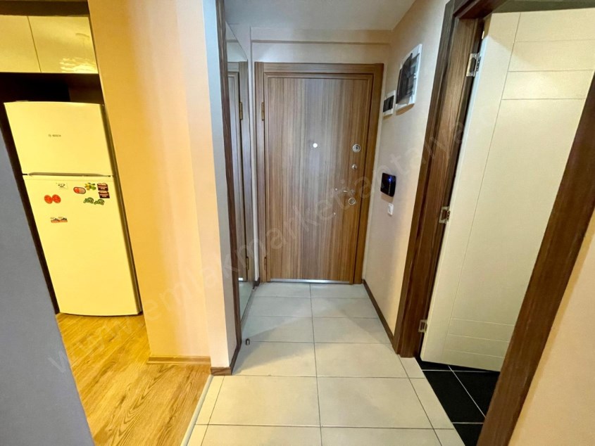 LİMANDA ARAKATTA HAVUZ MANZARALI ŞIK 1+1